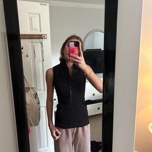 Adorable lululemon vest!